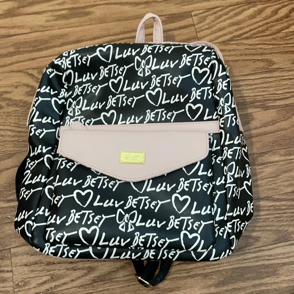 betsey johnson backpack